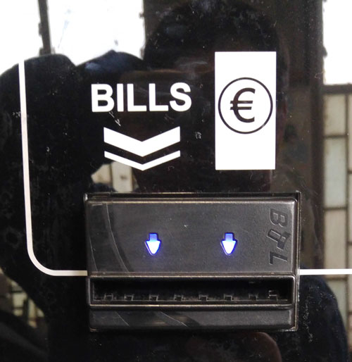 Bank notes acceptors